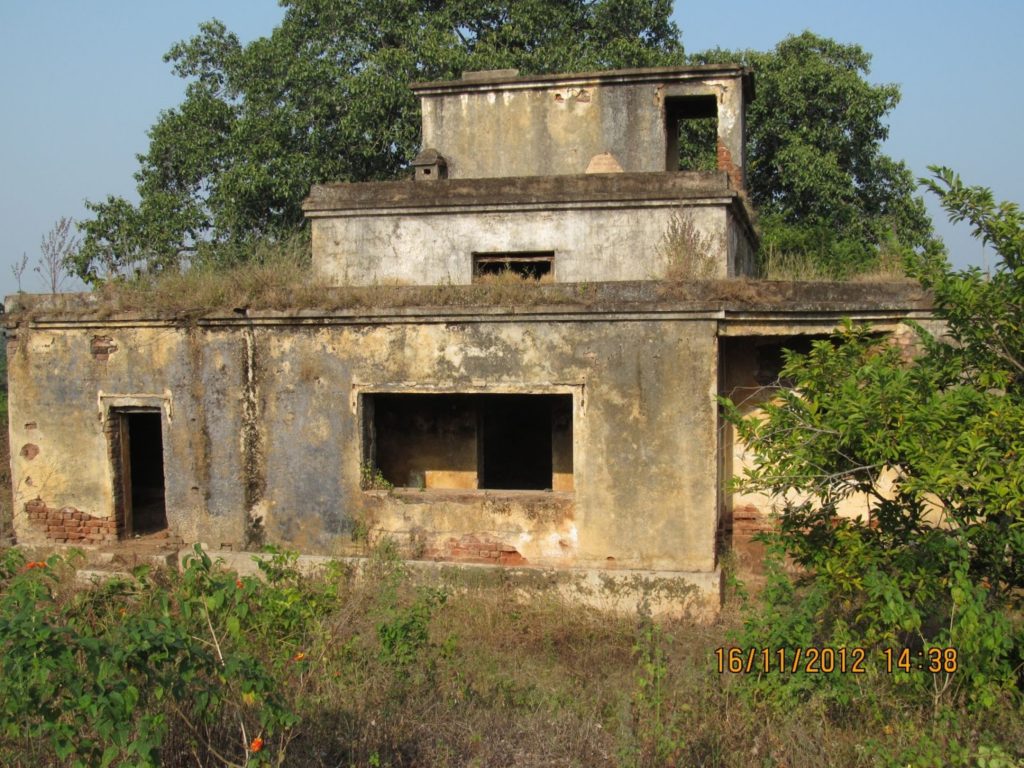 The Abandoned Bungalows of Gunj